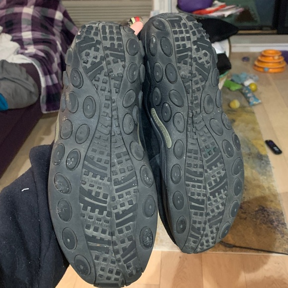 Like new merrell shoes - Picture 3 of 6